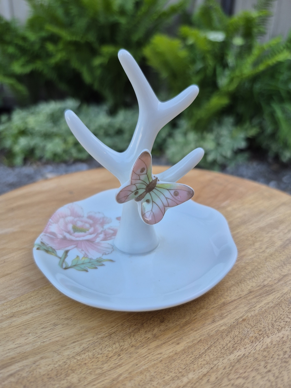 Vintage Giftcraft Japan Porcelain Tree Ring Holder& Trinket Dish Butterfly